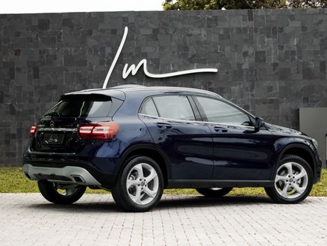 Mercedes GLA-200 Advance 1.6/1.6 TB 16V Flex Aut.