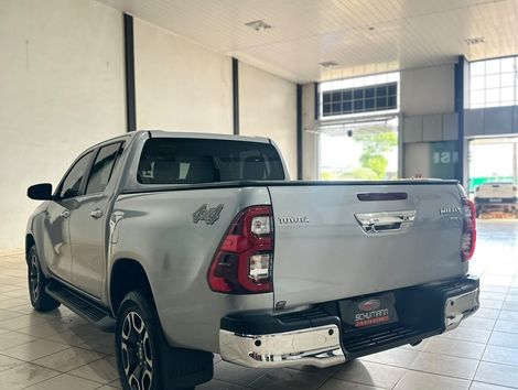 Toyota Hilux CD SRX 4x4 2.8 TDI 16V Diesel Aut.
