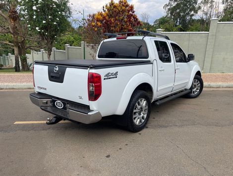 Nissan Frontier SL CD 4x4 2.5TB Diesel Aut