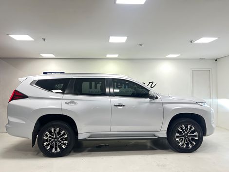 Mitsubishi Pajero Sport HPE 2.4 4x4 Diesel Aut.