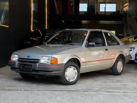 Ford Escort Hobby 1.0