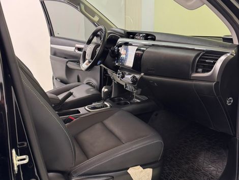 Toyota Hilux CD SRX Plus 4x4 2.8 TDI Die. Aut.
