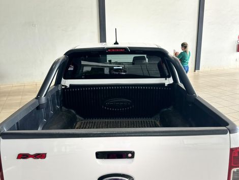Ford Ranger FX4 3.2 20V 4x4 CD Diesel Aut.