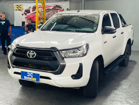 Toyota Hilux CD 4x4 2.8 Diesel Mec.