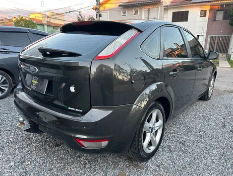 Ford Focus 1.6 S/SE/SE Plus Flex 8V/16V  5p