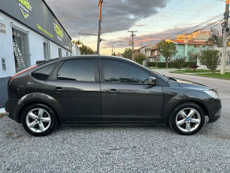 Ford Focus 1.6 S/SE/SE Plus Flex 8V/16V  5p