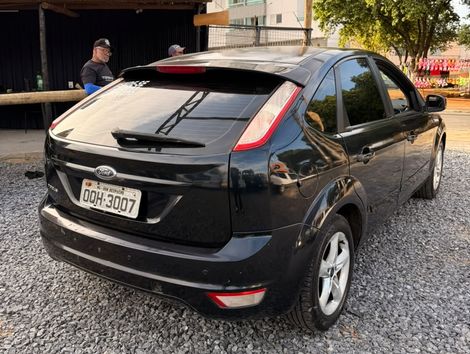 Ford Focus 1.6 S/SE/SE Plus Flex 8V/16V  5p