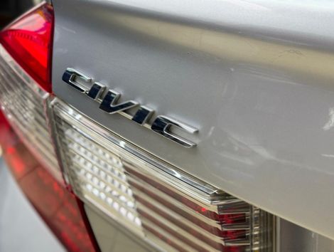 Honda Civic Sedan LXR 2.0 Flexone 16V Aut. 4p
