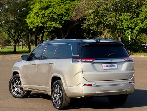 Jeep Commander Overland T270 1.3 TB Flex Aut.