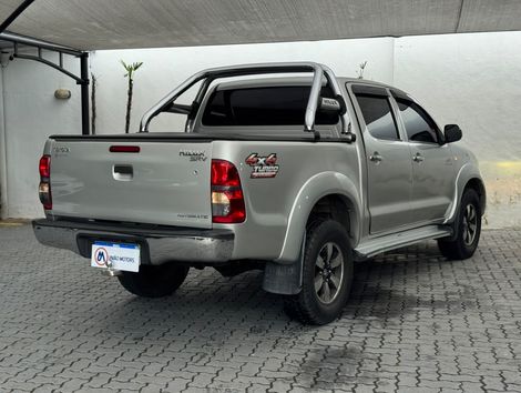 Toyota Hilux CD SRV D4-D 4x4 3.0 TDI Diesel Aut