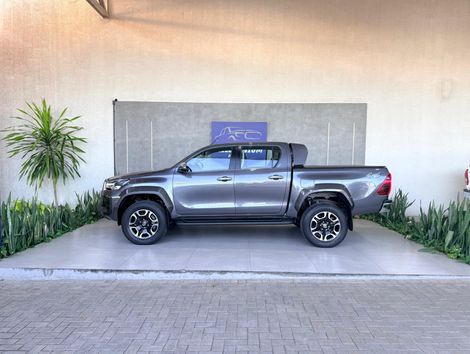 Toyota Hilux CD SRX Plus 4x4 2.8 TDI Die. Aut.