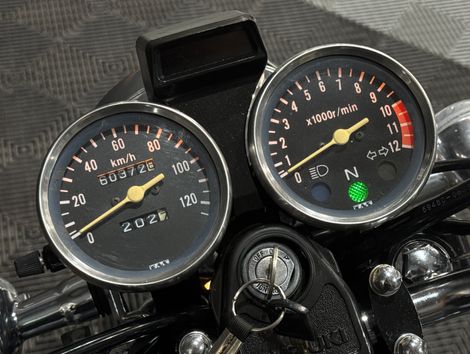 SUZUKI INTRUDER 125