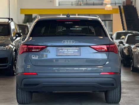 Audi Q3 Black Ed. 1.4 TFSI Flex/Black S-tron.