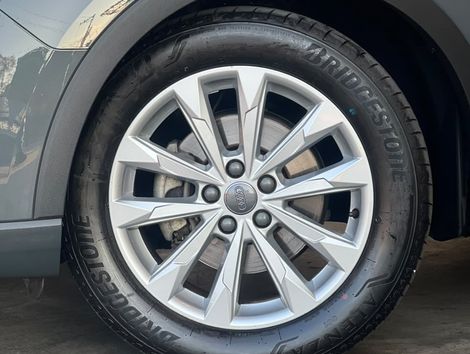 Audi Q3 Black Ed. 1.4 TFSI Flex/Black S-tron.