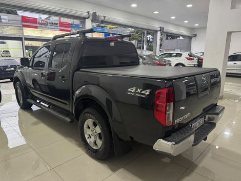 Nissan Frontier LE CD 4x4 2.5 TB Diesel Aut.
