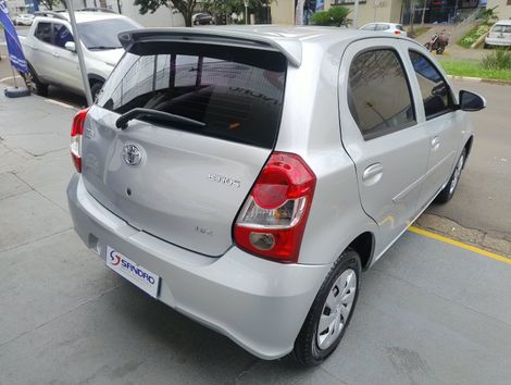 Toyota ETIOS X 1.3 Flex 16V 5p Aut.