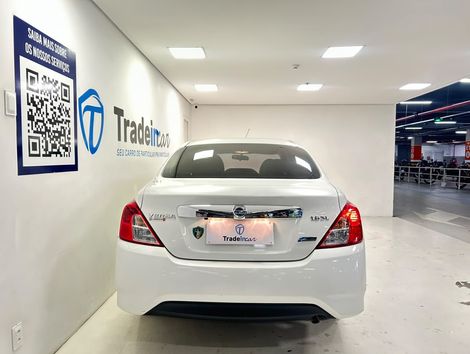 Nissan VERSA SL 1.6 16V FlexStart 4p Aut.