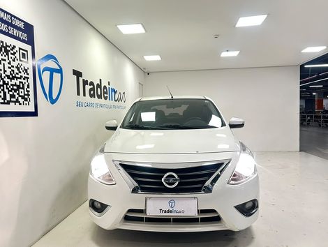 Nissan VERSA SL 1.6 16V FlexStart 4p Aut.