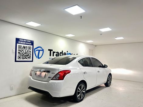 Nissan VERSA SL 1.6 16V FlexStart 4p Aut.