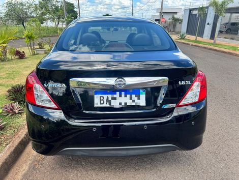 Nissan VERSA SL 1.6 16V FlexStart 4p Aut.