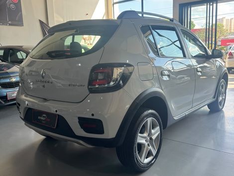 Renault SANDERO STEP. Easy R Dyn. Flex 1.6 16V