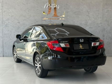 Honda Civic Sedan LXS 1.8/1.8 Flex 16V Aut. 4p