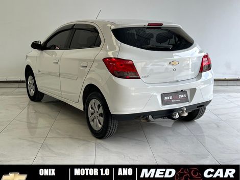 Chevrolet ONIX HATCH Joy 1.0 8V Flex 5p Mec.