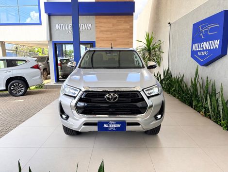 Toyota Hilux CD SRX 4x4 2.8 TDI 16V Diesel Aut.
