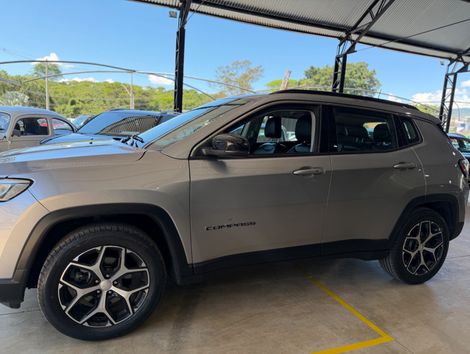 Jeep COMPASS LONG. T270 1.3 TB 4x2 Flex Aut.