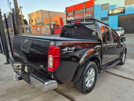 Nissan Frontier LE CD 4x4 2.5 TB Diesel Aut.