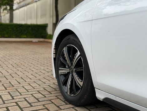 BYD King GL 1.5 16V Aut. (Hibrido)
