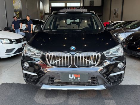 BMW X1 SDRIVE 20i X-Line 2.0 TB Active Flex