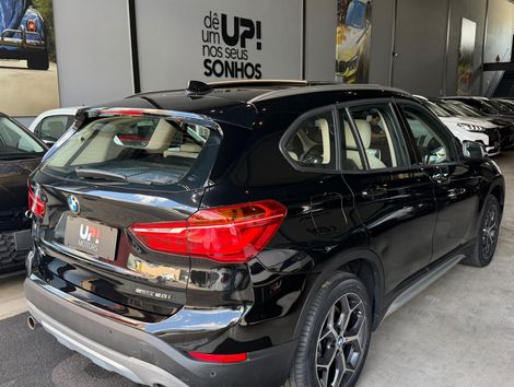 BMW X1 SDRIVE 20i X-Line 2.0 TB Active Flex