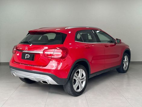 Mercedes GLA-200 Advance 1.6/1.6 TB 16V Flex Aut.