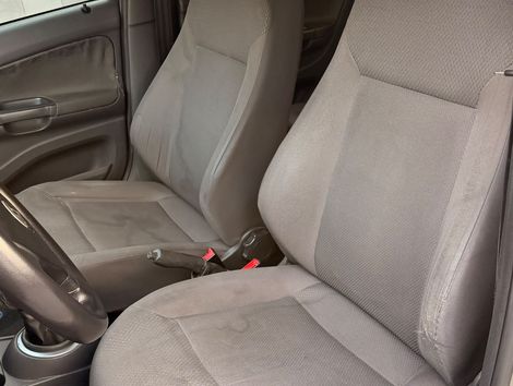 VolksWagen VOYAGE TREND 1.6 Mi Total Flex 8V 4p