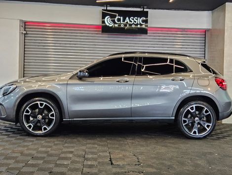 Mercedes GLA-200 Style 1.6 TB 16V/Flex Aut.