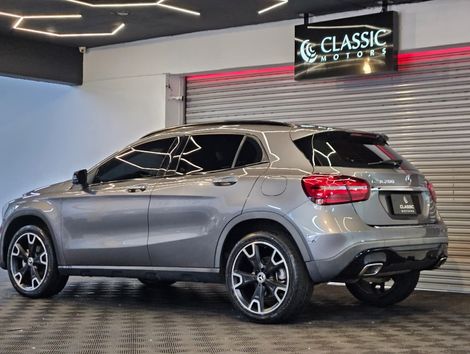 Mercedes GLA-200 Style 1.6 TB 16V/Flex Aut.