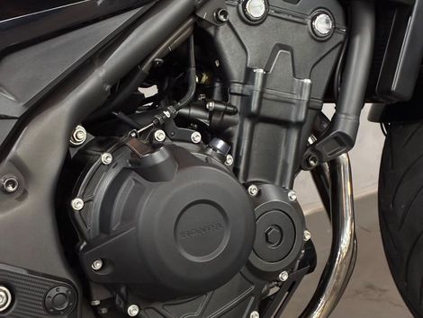HONDA CB 500F
