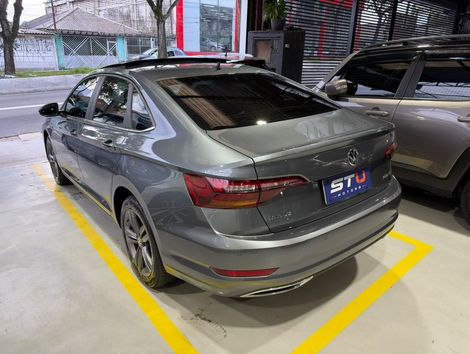 VolksWagen JETTA R-Line 250 TSI 1.4 Flex 16V Aut.