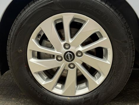 Nissan VERSA Sense 1.6 16V Flex Aut.