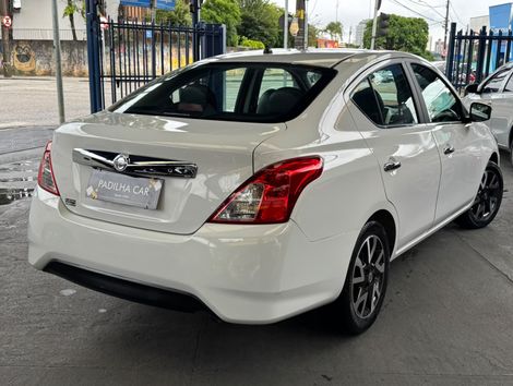 Nissan VERSA UNIQUE 1.6 16V Flex 4p Mec.