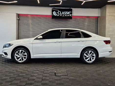 VolksWagen JETTA Comfort. 250 TSI 1.4 Flex 16v Aut.