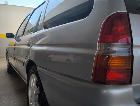 Ford Escort GL 1.8i 16V 3p