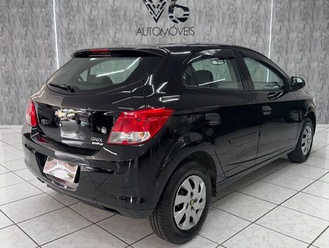 Chevrolet ONIX HATCH LT 1.0 8V FlexPower 5p Mec.