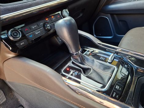 Jeep Commander Overl. TD380 2.0 4x4 Die. Aut.