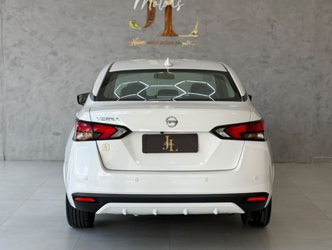Nissan VERSA Exclusive 1.6 16V Flex Aut.
