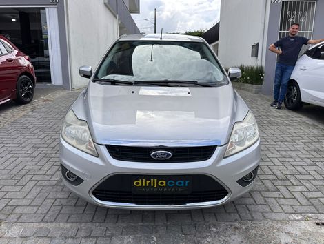 Ford Focus 1.6 S/SE/SE Plus Flex 8V/16V  5p