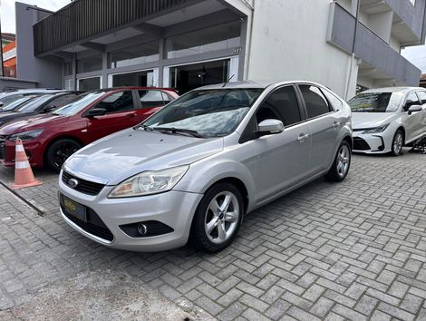 Ford Focus 1.6 S/SE/SE Plus Flex 8V/16V  5p
