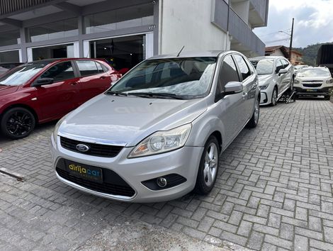 Ford Focus 1.6 S/SE/SE Plus Flex 8V/16V  5p