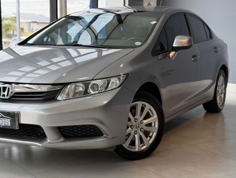 Honda Civic Sedan LXS 1.8/1.8 Flex 16V Aut. 4p